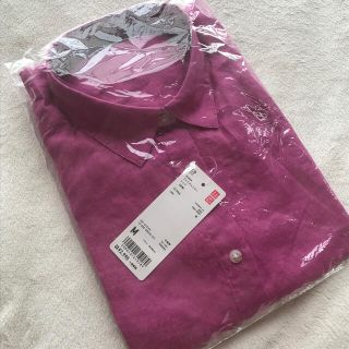 ユニクロ(UNIQLO)のユニクロUNIQLOプレミアムリネンシャツMサイズピンク麻長袖(シャツ/ブラウス(長袖/七分))