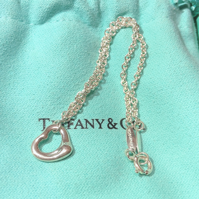 Tiffany & Co.(ティファニー)の最終値下げ‼︎ TIFFANY&CO. オープンハートブレスレット レディースのアクセサリー(ブレスレット/バングル)の商品写真