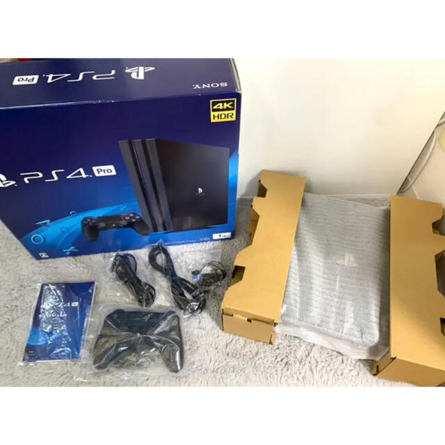 ソニーSONY PlayStation4 Pro 本体 CUH-7200BB01