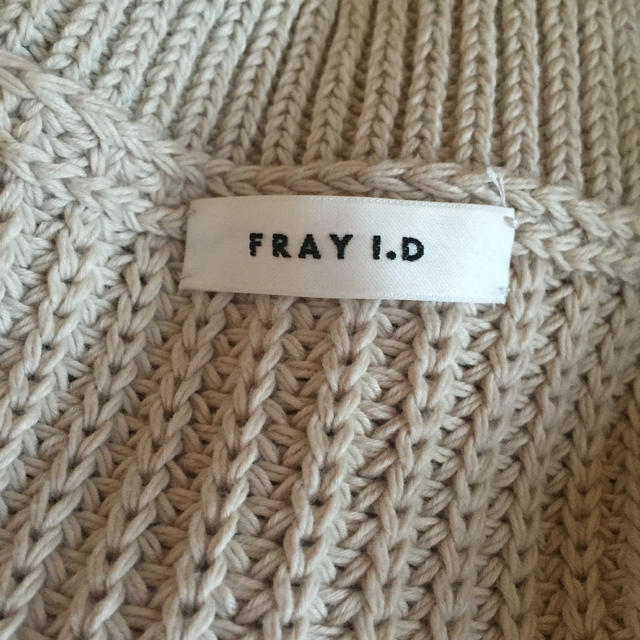 FRAY I.D(フレイアイディー)のFRAY I.Dあぜ編みノースリニット。 レディースのトップス(ニット/セーター)の商品写真