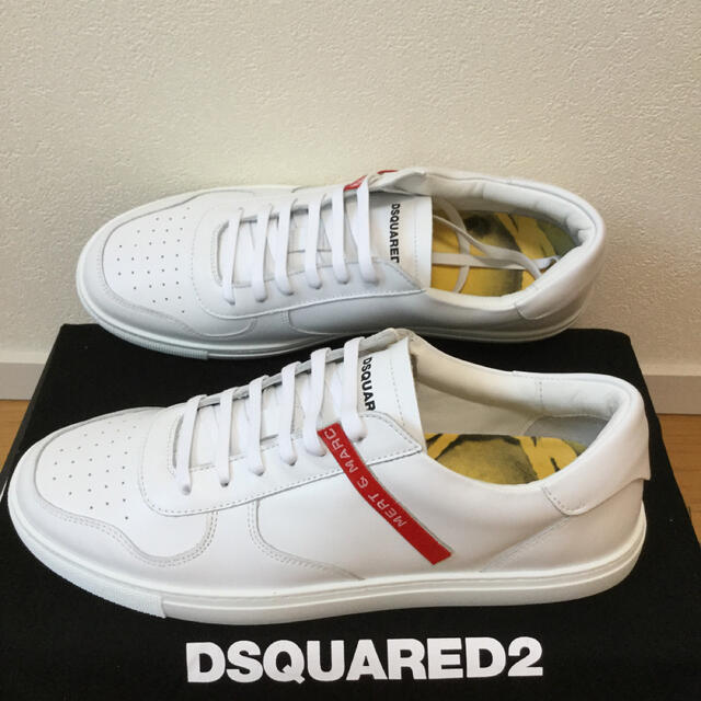 DSQUARED2(ディースクエアード)の【新品】DSQUARED2 ホワイトスニーカー26㎝　ディースクエアード メンズの靴/シューズ(スニーカー)の商品写真
