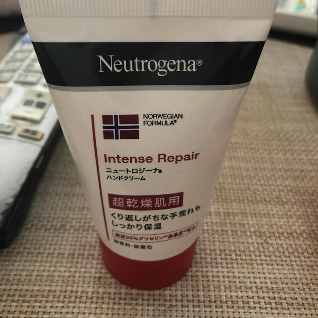 Neutrogena(ニュートロジーナ)のニュートロジーナ インテンスリペア ハンドクリーム 超乾燥肌用 無香料(50g) コスメ/美容のボディケア(ハンドクリーム)の商品写真