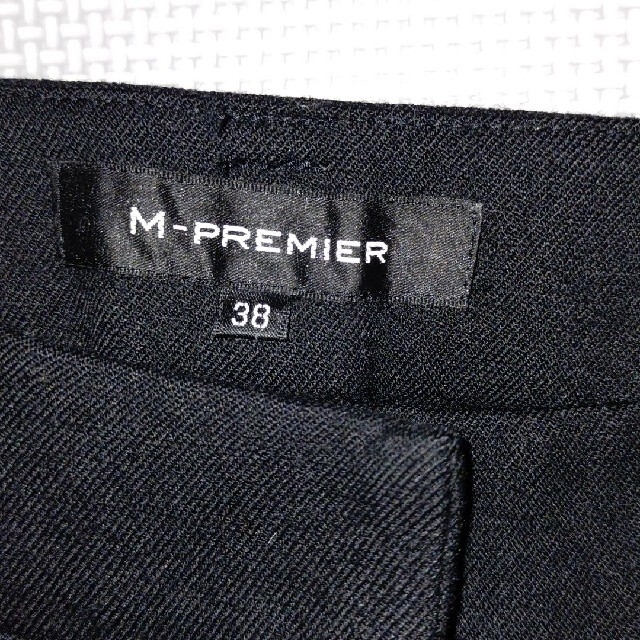 M-premier(エムプルミエ)のM-PREMIER エムプルミエ ウールパンツ スラックス 38サイズ レディースのパンツ(カジュアルパンツ)の商品写真