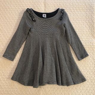 プチバトー(PETIT BATEAU)のプチバトー　ミラレ フレアワンピース　4A(ワンピース)