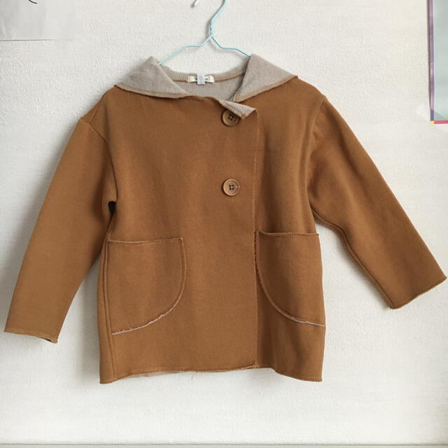 Seraph(セラフ)のセラフ  フードつき　薄手コート　95 キッズ/ベビー/マタニティのキッズ服女の子用(90cm~)(コート)の商品写真