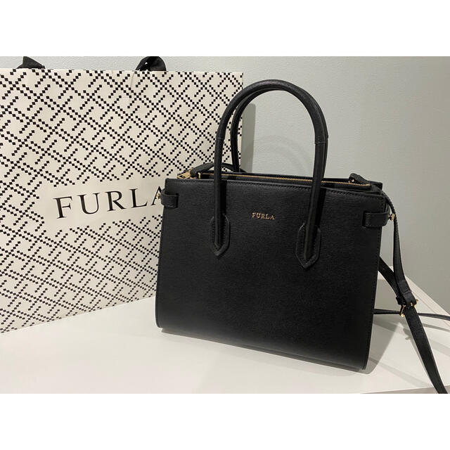 バッグFURLA フルラ バッグ