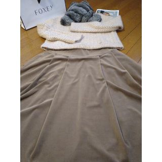 フォクシー(FOXEY)のベロアスカート(ひざ丈スカート)