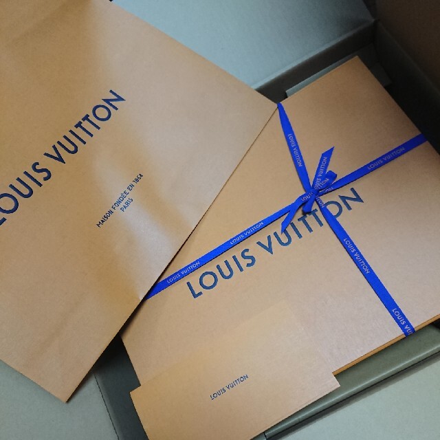 LOUIS VUITTON(ルイヴィトン)の【値下げ】2054 フーディー ルイヴィトン / Louis Vuitton メンズのトップス(パーカー)の商品写真