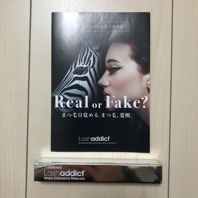 Lash addict マスカラ