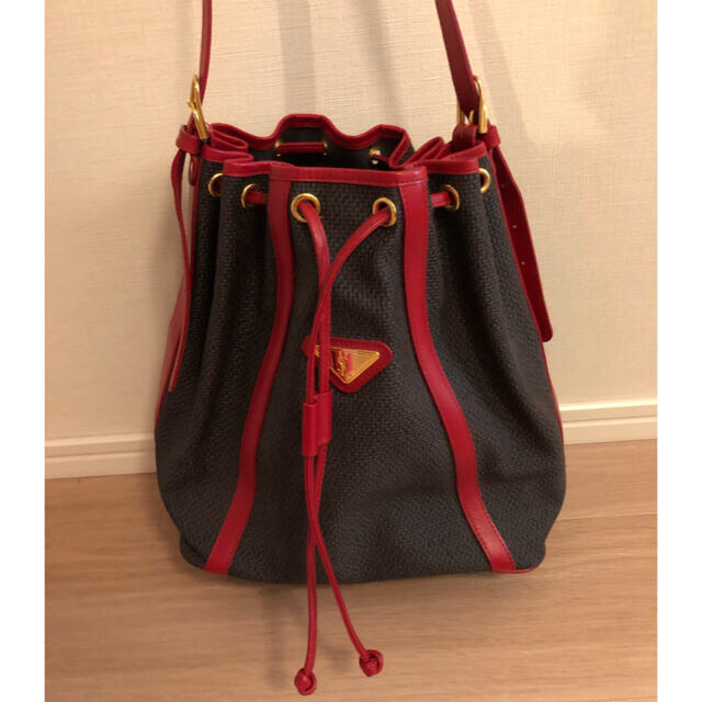 YVES SAINT LAURENT イヴサンローラン ショルダー - ショルダーバッグ