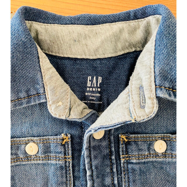 babyGAP(ベビーギャップ)のベビー服　GAP Baby  デニム　 キッズ/ベビー/マタニティのベビー服(~85cm)(ロンパース)の商品写真