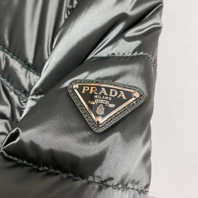 PRADA - 値下げ PRADA ダウンジャケット 42 プラダジャパン正規 PRADA - 値下げ PRADA ダウンジャケット 42 プラダジャパン正規