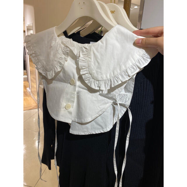 即日発送新品épine label frill collar レディースのトップス(シャツ/ブラウス(長袖/七分))の商品写真