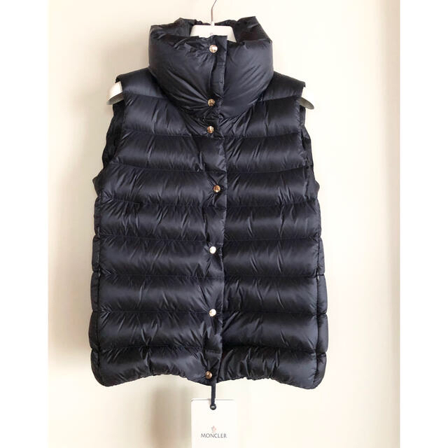 MONCLER - 諏訪姫様専用☆MONCLER☆超軽量ダウンベストPORTES♪新品未