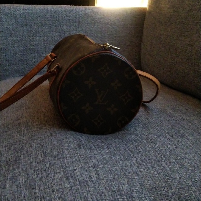 LOUIS VUITTON　バック　パピヨン