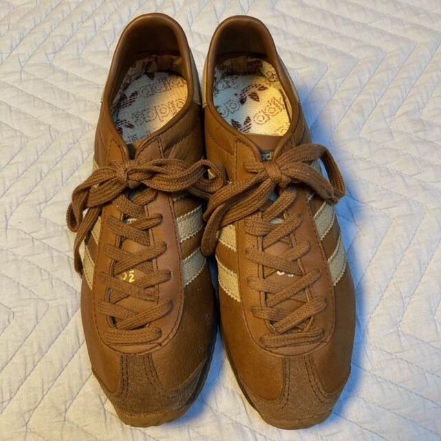 adidas(アディダス)のVintage ADIDAS　COUNTRY KIDS キッズ/ベビー/マタニティのキッズ靴/シューズ(15cm~)(スニーカー)の商品写真