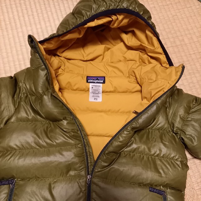 patagonia(パタゴニア)のpatagonia　ジュニアダウンコート キッズ/ベビー/マタニティのキッズ服男の子用(90cm~)(コート)の商品写真