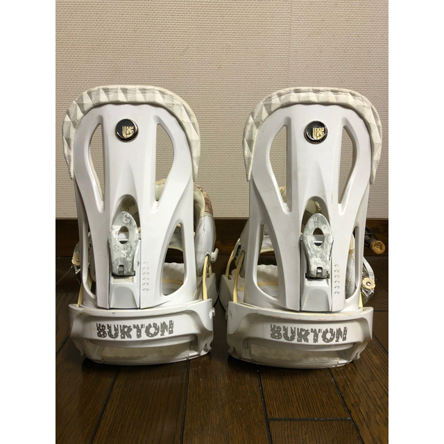 BURTON(バートン)のL バートン バインディング ビンディング ミッション mission バイン スポーツ/アウトドアのスノーボード(バインディング)の商品写真