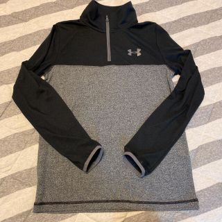 アンダーアーマー(UNDER ARMOUR)のアンダーアーマー　薄手　シャツ(ウェア)