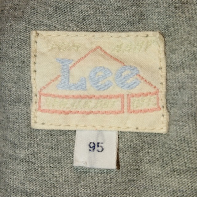 Lee(リー)のLee リーポケット 付き カットソー ロングTシャツ ロンT95 グレー キッズ/ベビー/マタニティのキッズ服女の子用(90cm~)(Tシャツ/カットソー)の商品写真