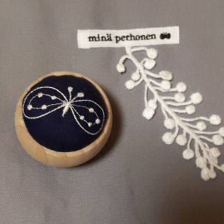 ミナペルホネン(mina perhonen)のハンドメイド　ミナペルホネン　ピンクッション(雑貨)