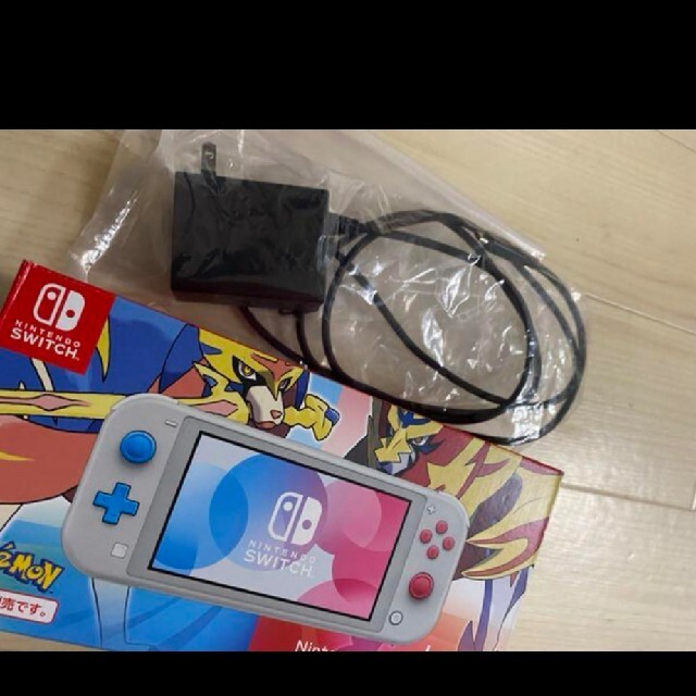 Nintendo Switch - Nintendo Switch Lite ポケモン限定バージョンの