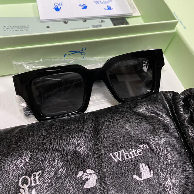 OFF-WHITE - off-white サングラスの通販 by A's shop|オフホワイト