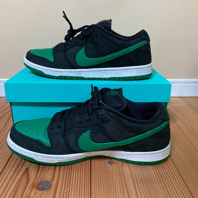 NIKE(ナイキ)のNIKE DUNK SB LOW PRO PINE GREEN ダンク ロー メンズの靴/シューズ(スニーカー)の商品写真