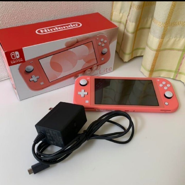 Nintendo Switch  LITE コーラル　スイッチライト