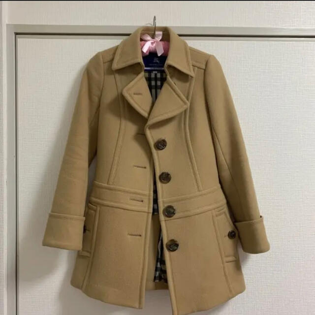 BURBERRY BLUE LABEL(バーバリーブルーレーベル)のバーバリー　コート レディースのジャケット/アウター(ピーコート)の商品写真