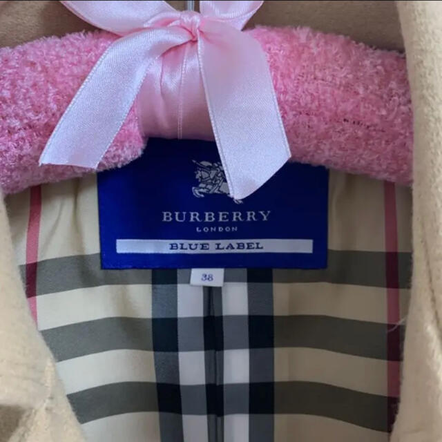 BURBERRY BLUE LABEL(バーバリーブルーレーベル)のバーバリー　コート レディースのジャケット/アウター(ピーコート)の商品写真