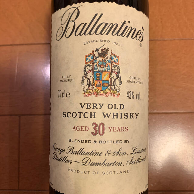 Ballantine Scotch whisky aged30years 食品/飲料/酒の酒(ウイスキー)の商品写真