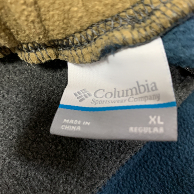 Columbia(コロンビア)のcolumbia フリースショートパンツ スポーツ/アウトドアのアウトドア(登山用品)の商品写真