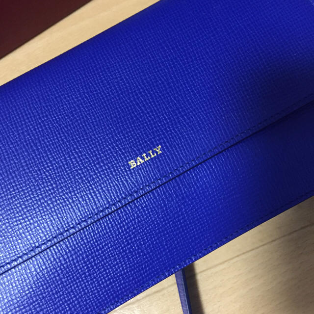 Bally(バリー)のバリーウォレットショルダー美品セール レディースのバッグ(ショルダーバッグ)の商品写真