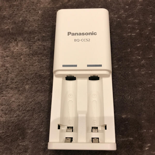 Panasonic(パナソニック)のパナソニック　エネループ　充電器　 スマホ/家電/カメラのスマートフォン/携帯電話(バッテリー/充電器)の商品写真