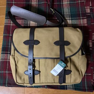 フィルソン(FILSON)のＦIＬＳＯＮ　フィルソン　ファスナー付きショルダーバッグ（新品未使用）(ショルダーバッグ)