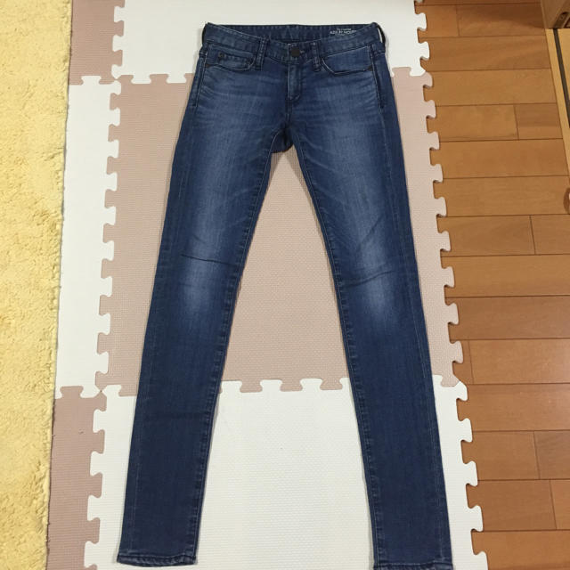 AZUL by moussy(アズールバイマウジー)のマウジー★スキニーデニムパンツ  レディースのパンツ(デニム/ジーンズ)の商品写真