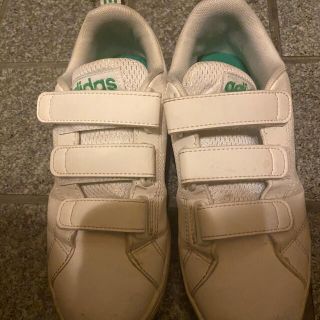 アディダス(adidas)のadidasスニーカー(スニーカー)