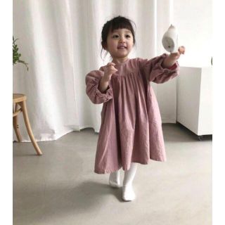 子供服　お袖ポワンワンピース　胸元切り返し　女の子　新品　コットンリネン(ワンピース)