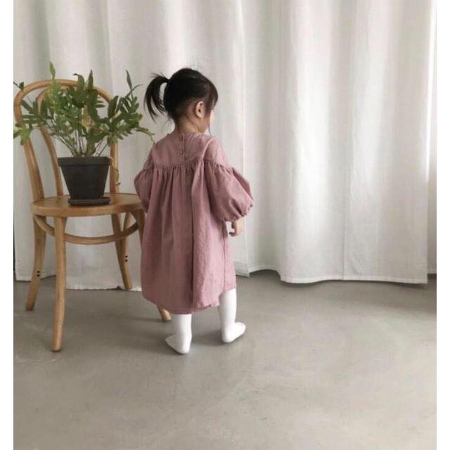 子供服　お袖ポワンワンピース　胸元切り返し　女の子　新品　コットンリネン キッズ/ベビー/マタニティのキッズ服女の子用(90cm~)(ワンピース)の商品写真