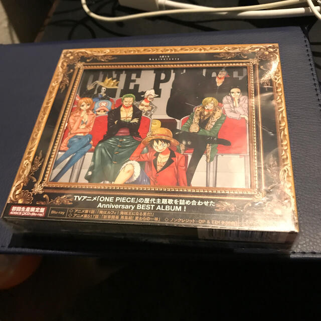 One Piece th Anniversary Best Album 初回の通販 By ソロモンの悪夢5404 S Shop ラクマ