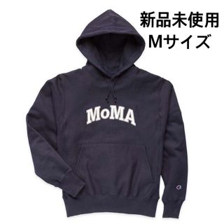 モマ(MOMA)の新品未使用 MoMA champion フーディー パーカー　ネイビー M(パーカー)