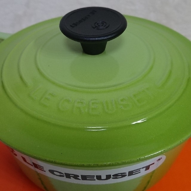 LE CREUSET(ルクルーゼ)のル・クルーゼ 16cm ココットロンド フルーツグリーン インテリア/住まい/日用品のキッチン/食器(鍋/フライパン)の商品写真