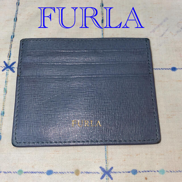 Furla(フルラ)のフルラ　FURLA カードケース パスケース　グレー　グレージュ　青　紺　ブルー レディースのファッション小物(名刺入れ/定期入れ)の商品写真