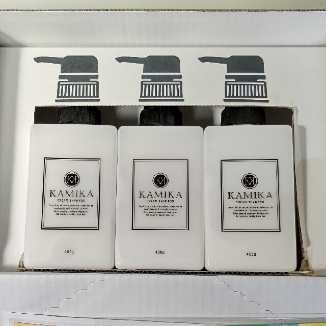 【新品未使用】カミカ 黒髪クリームシャンプー KAMIKA 400g 3本セット10月に届きました