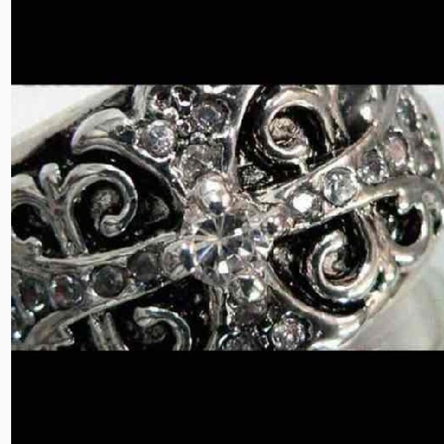 純銀 RG 高級　ジルコニア　サイズ各種　キーパーリング　クロス　指輪　リング メンズのアクセサリー(リング(指輪))の商品写真