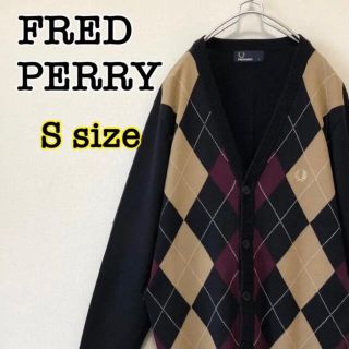 フレッドペリー(FRED PERRY)のフレッドペリー  ニット　カーディガン(カーディガン)