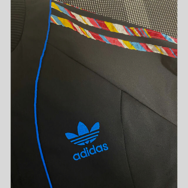 adidas(アディダス)の★adidas★アディダス★リバーシブルジャージ★ジャンパー★ジャケット レディースのジャケット/アウター(ブルゾン)の商品写真