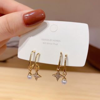 スナイデル(SNIDEL)のWリング スター＆パールピアス♡No.11(ピアス)