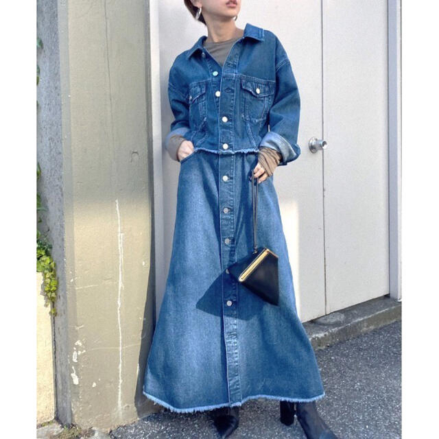 Ameri VINTAGE(アメリヴィンテージ)の4WAY DENIM DRESS COAT アメリヴィンテージ レディースのワンピース(ロングワンピース/マキシワンピース)の商品写真